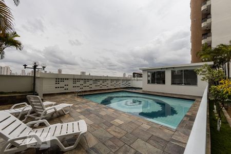 Apartamento à venda com 64m², 2 quartos e 1 vagaÁrea comum - Piscina