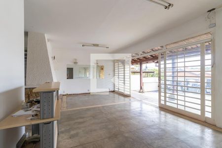 Sala de casa à venda com 3 quartos, 190m² em Taquaral, Campinas