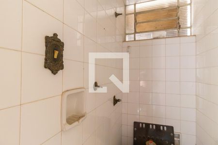 Casa à venda com 210m², 4 quartos e 2 vagas Casa à venda com 210m², 4 quartos e 2 vagasBanheiro de serviço