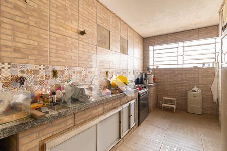 Casa à venda com 210m², 4 quartos e 2 vagas Casa à venda com 210m², 4 quartos e 2 vagasCozinha