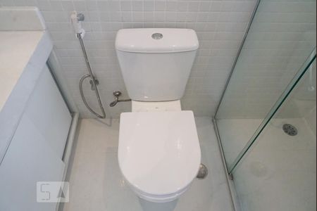 Studio à venda com 36m², 1 quarto e sem vaga Studio à venda com 36m², 1 quarto e sem vagaBanheiro