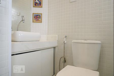 Studio à venda com 36m², 1 quarto e sem vaga Studio à venda com 36m², 1 quarto e sem vagaBanheiro