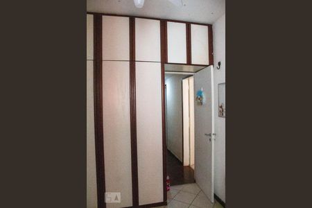 Quarto de apartamento à venda com 3 quartos, 110m² em Icaraí, Niterói