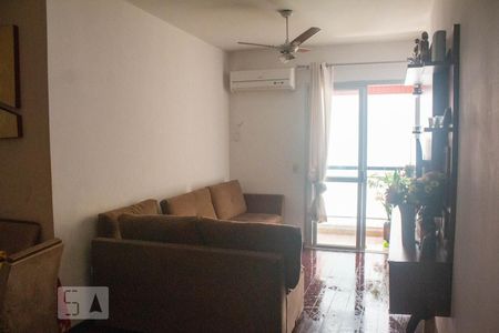 Sala de apartamento à venda com 3 quartos, 110m² em Icaraí, Niterói