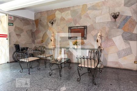 Apartamento para alugar com 75m², 2 quartos e 1 vaga Apartamento para alugar com 75m², 2 quartos e 1 vagaHall