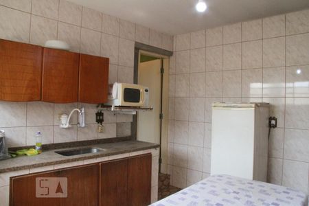 Casa à venda com 150m², 5 quartos e 3 vagasCozinha Fundos