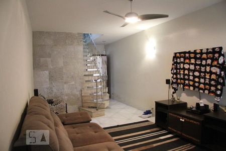 Casa à venda com 150m², 5 quartos e 3 vagasSala parte de baixo