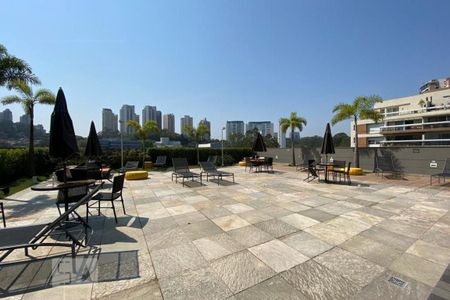 Apartamento para alugar com 39m², 1 quarto e 1 vaga Apartamento para alugar com 39m², 1 quarto e 1 vagaÁrea comum - Piscina