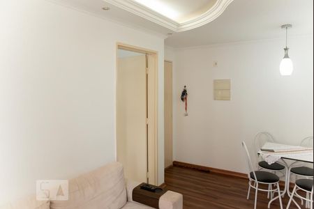 Sala de apartamento para alugar com 2 quartos, 43m² em Vila Talarico, São Paulo