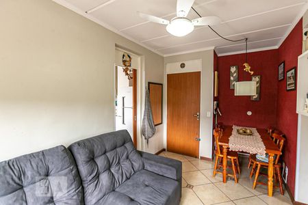Sala de apartamento à venda com 2 quartos, 54m² em Vila Nova, Porto Alegre