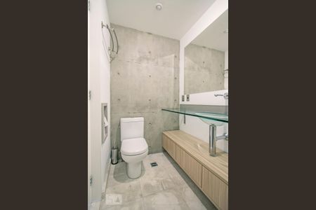 Apartamento para alugar com 72m², 2 quartos e 1 vaga Apartamento para alugar com 72m², 2 quartos e 1 vagaBanheiro