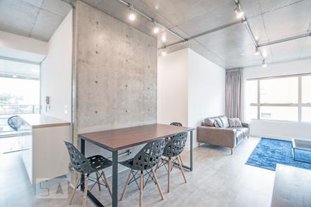 Apartamento para alugar com 72m², 2 quartos e 1 vaga Apartamento para alugar com 72m², 2 quartos e 1 vagaSala de Jantar