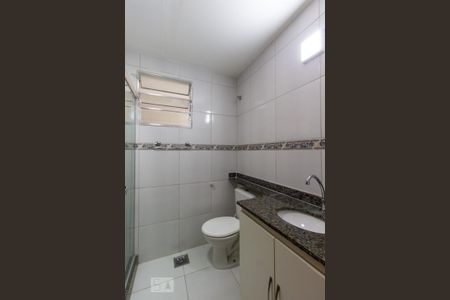 Apartamento para alugar com 80m², 2 quartos e sem vaga Apartamento para alugar com 80m², 2 quartos e sem vagaBanheiro Corredor