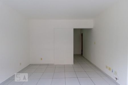 Apartamento para alugar com 80m², 2 quartos e sem vaga Apartamento para alugar com 80m², 2 quartos e sem vagaSala