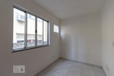 Apartamento para alugar com 80m², 2 quartos e sem vaga Apartamento para alugar com 80m², 2 quartos e sem vagaQuarto