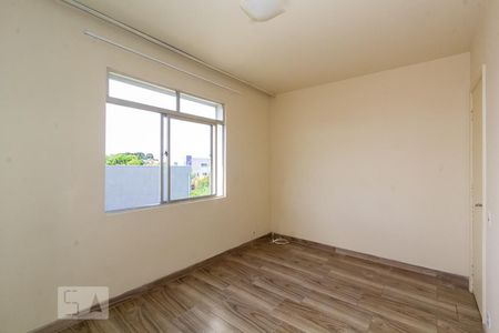 Quarto 1 de apartamento para alugar com 3 quartos, 97m² em Bom Retiro, Curitiba