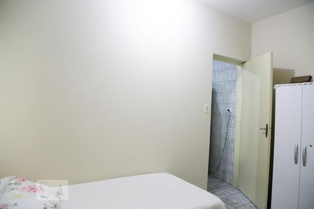 Casa à venda com 107m², 4 quartos e 2 vagasQuarto 4