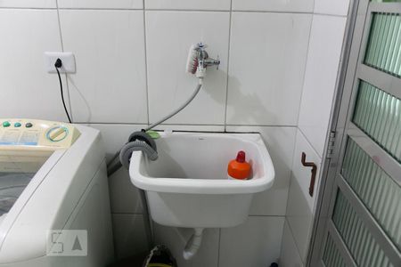 Casa à venda com 107m², 4 quartos e 2 vagasTanque