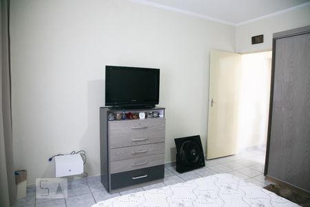 Casa à venda com 107m², 4 quartos e 2 vagasQuarto 1