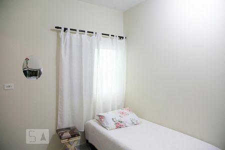 Casa à venda com 107m², 4 quartos e 2 vagasQuarto 4