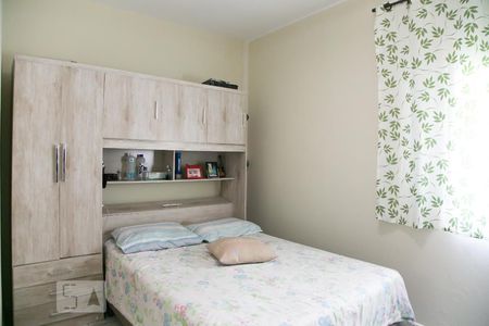 Casa à venda com 107m², 4 quartos e 2 vagasQuarto 2