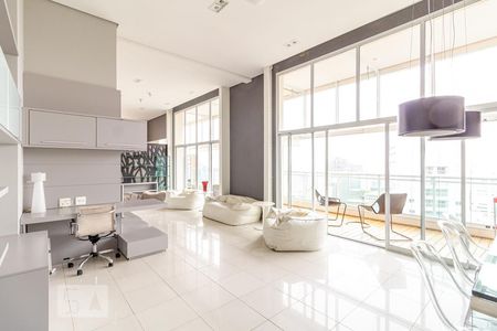 Sala de apartamento à venda com 2 quartos, 187m² em Cerqueira César, São Paulo