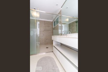 Apartamento à venda com 187m², 2 quartos e 2 vagasBanheiro