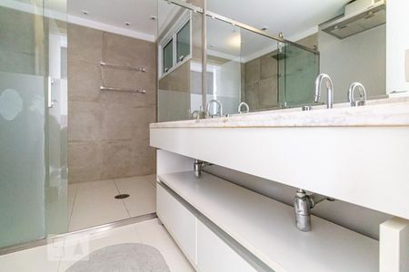 Apartamento à venda com 187m², 2 quartos e 2 vagasBanheiro