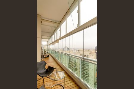 Varanda da Sala de apartamento à venda com 2 quartos, 187m² em Cerqueira César, São Paulo