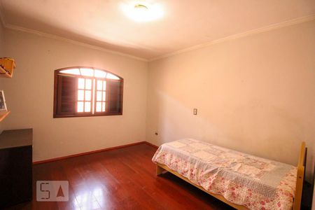 Quarto 1 de casa à venda com 4 quartos, 150m² em Jardim Sao Jose (zona Norte), São Paulo