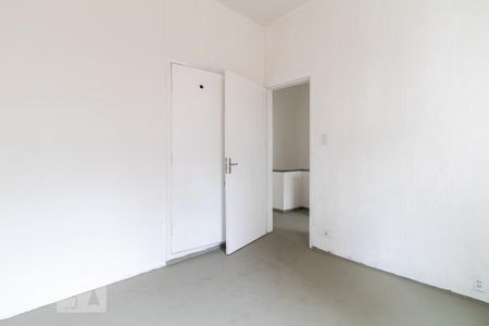 Casa à venda com 140m², 3 quartos e 3 vagas Casa à venda com 140m², 3 quartos e 3 vagasQuarto 3