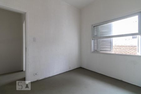 Casa à venda com 140m², 3 quartos e 3 vagas Casa à venda com 140m², 3 quartos e 3 vagasQuarto 3