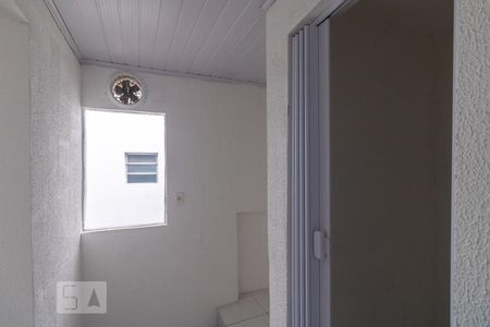 Casa à venda com 140m², 3 quartos e 3 vagas Casa à venda com 140m², 3 quartos e 3 vagasEdícula