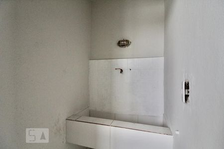 Casa à venda com 140m², 3 quartos e sem vaga Casa à venda com 140m², 3 quartos e sem vagaLavanderia 2