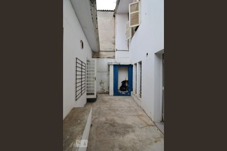 Casa à venda com 140m², 3 quartos e sem vaga Casa à venda com 140m², 3 quartos e sem vagaQuintal