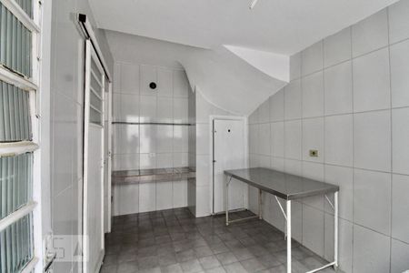 Casa à venda com 140m², 3 quartos e sem vaga Casa à venda com 140m², 3 quartos e sem vagaCozinha