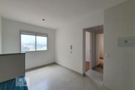 Cozinha/área de serviço de apartamento para alugar com 2 quartos, 32m² em Parque Fongaro, São Paulo