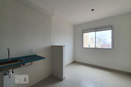 Cozinha/área de serviço de apartamento para alugar com 2 quartos, 32m² em Parque Fongaro, São Paulo