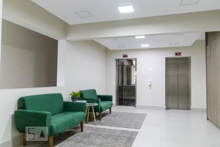 Apartamento para alugar com 64m², 2 quartos e 1 vagaHall