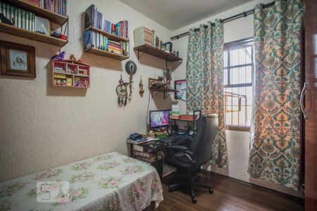 Quarto 2 de casa à venda com 3 quartos, 80m² em Vila Fachini, São Paulo