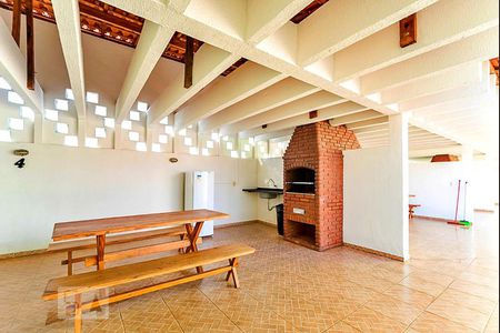 Apartamento para alugar com 52m², 2 quartos e 1 vaga Apartamento para alugar com 52m², 2 quartos e 1 vagaÁrea Comum - Churrasqueira 3