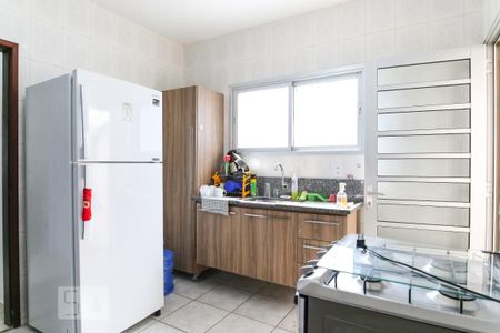 Casa para alugar com 90m², 2 quartos e 4 vagasCozinha
