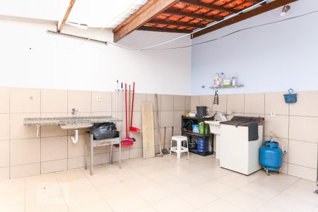 Casa para alugar com 90m², 2 quartos e 4 vagasLavanderia