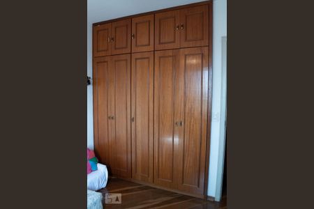 Apartamento à venda com 93m², 4 quartos e 1 vagaQuarto