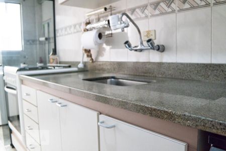 Apartamento à venda com 93m², 4 quartos e 1 vagaCozinha