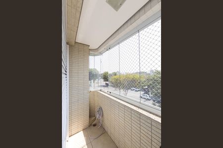 Apartamento à venda com 210m², 4 quartos e 5 vagasVaranda Suite 2