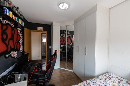 Apartamento à venda com 210m², 4 quartos e 5 vagasQuarto 2