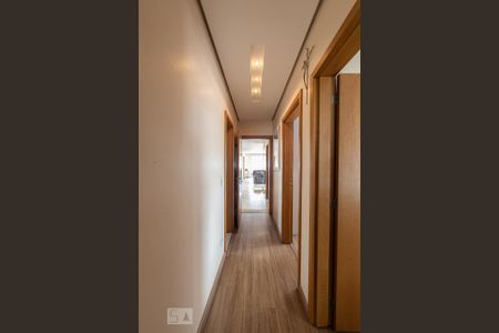 Apartamento à venda com 210m², 4 quartos e 5 vagasCorredor