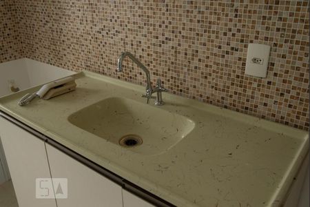Apartamento à venda com 40m², 1 quarto e sem vagaPia