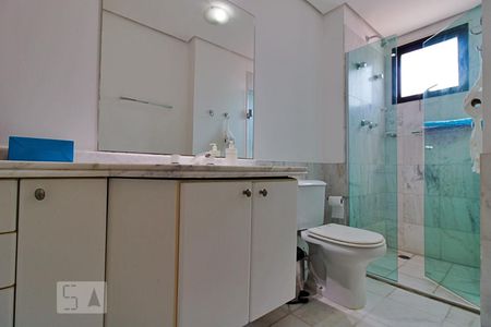 Apartamento à venda com 173m², 4 quartos e 3 vagasBanheiro da Suíte 3